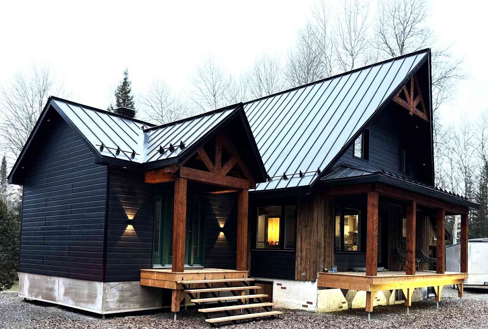 Maison tole noire